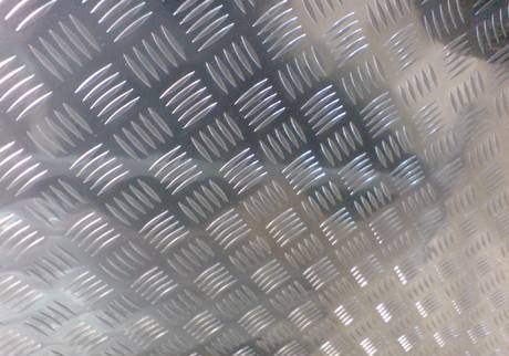 Фото Лист алюминиевый рифленый 1200х3000 мм, 1500х3000 Квинтет
