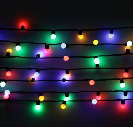 Фото Гирлянда с цветными лампочками