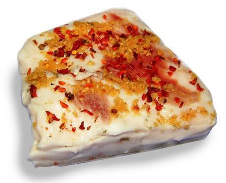Фото Шпик "Пикник" толстый соленый с чесноком и болгарским перцем