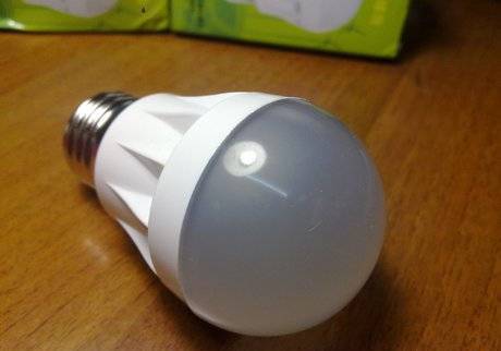 Фото Лампа светодиодная 3 Вт, 220 вольт, цоколь обычный Е27.