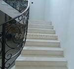 фото Лестницы, балясины и перила из мрамора Полоцкого
