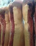 фото Мясо свинины в полутушах