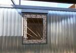 фото Блок-контейнер с дверью металл., окном ПВХ, мет. решеткой.