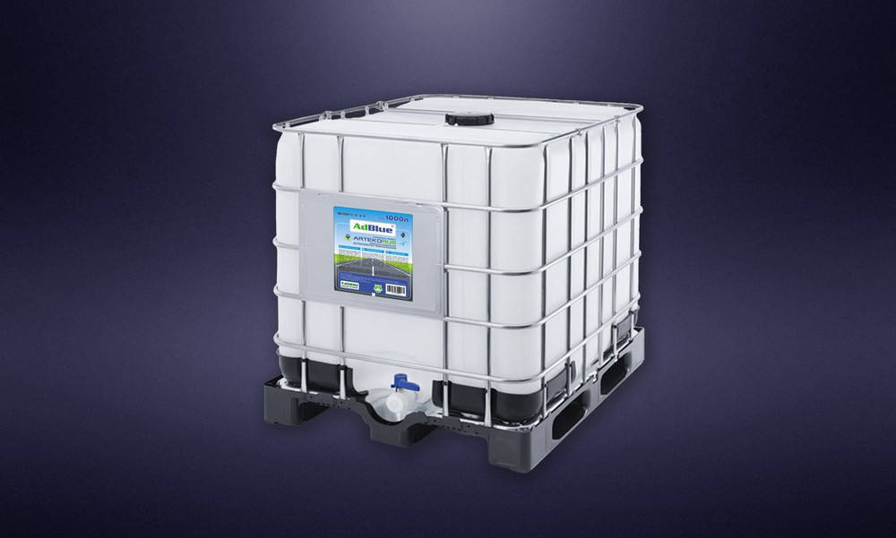 Куб воды 1000 литров. Еврокуб IBC 1000 Л. Контейнер IBC 1000. IBC контейнер для ADBLUE. IBC контейнер 1000 кг.