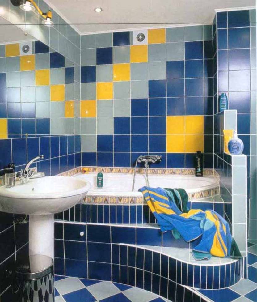 Желто синяя ванная комната