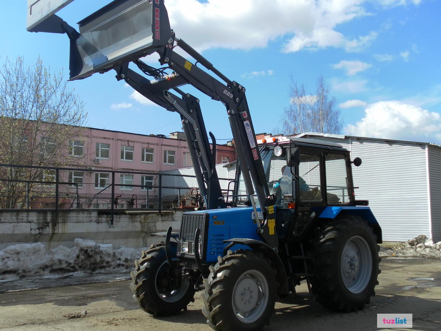 Трактор Беларус 892.2 погрузчиком Metal Fach T-229 (г/п 1600 кг) купить в  Ярославле, цена договорная от Автомобили и СпецТехника — объявление №765862  на Тузлист