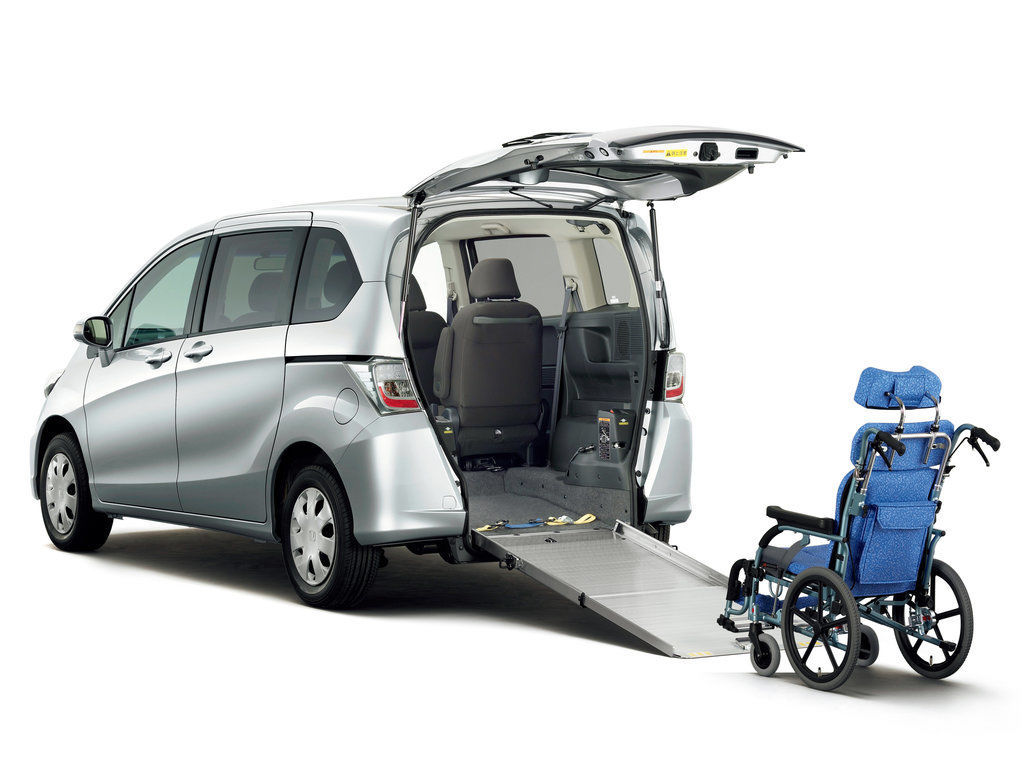 Инвалиды покупка авто. Honda freed Spike 2011 для инвалидов. Honda freed gb3. Honda freed 2015. Honda freed 2009.