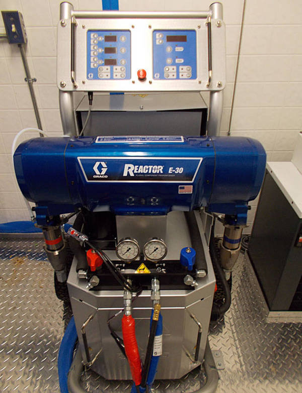 Фото Оборудование для напыления ппу и полимочевины graсo reactor