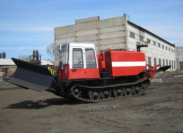 Фото Продам Лесопожарный трактор гусеничный Т-147 (новый)