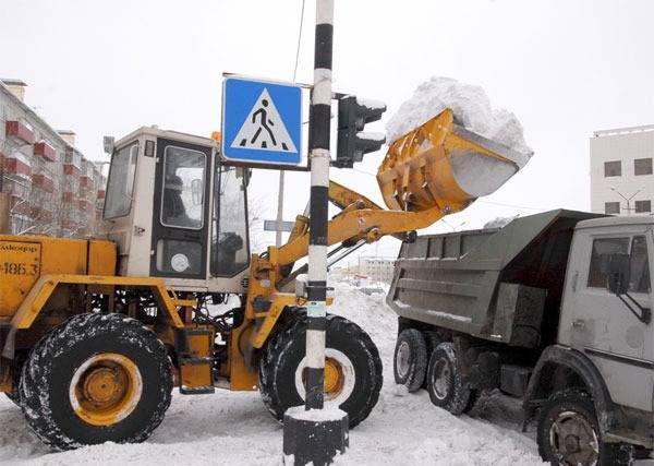 Фото Уборка и вывоз снега с утилизацией, аренда спецтехники.
