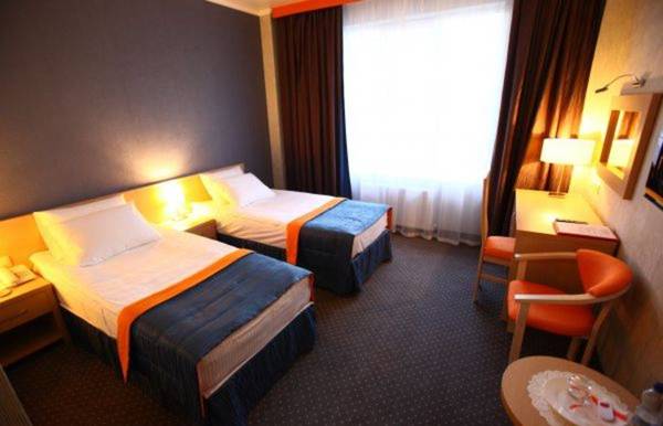 Фото Бокс Спринг кровати для гостиниц односпальные, двухспальные