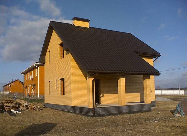 Фото Строительство домов из кирпича