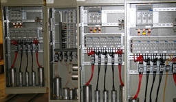 Фото Высоковольтные конденсаторные установки мощностью 123кВ