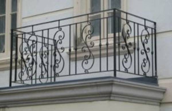 Фото Балконы, балконные ограждения. Перила