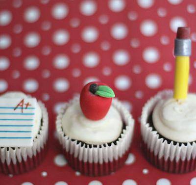 Фото Заказать торт и сладости на 1 сентября в школу в Крыму
