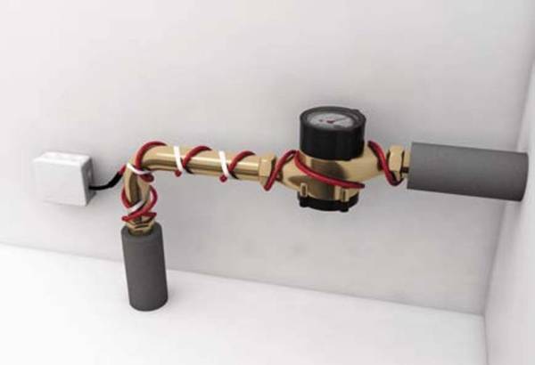 Фото Греющие кабели- защита от замерзания для воды, канализации