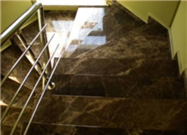 Фото Лестница из мрамора коричневый мрамор