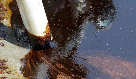 Фото Утилизируем нефтепродукты. Очистка резервуаров.