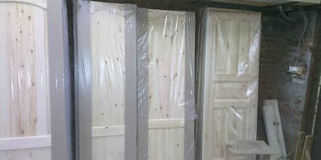 Фото Двери межкомнатные деревянные с коробкой из массива