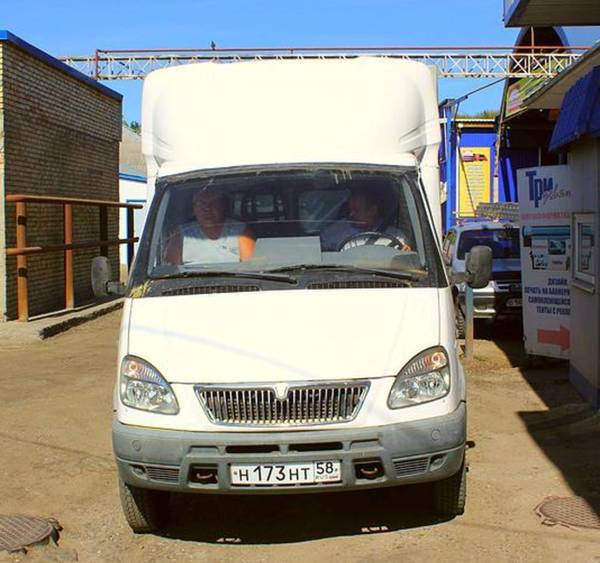 Фото Обтекатель на Газель, высота фургона 1,8м