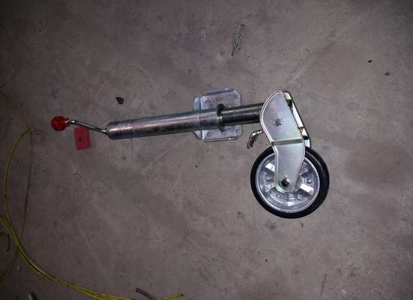 Фото Опорное колесо для растворонасоса, компрессора или прицепа