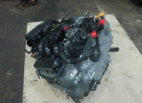 Фото Контрактный двигатель Субару EZ30 пластик