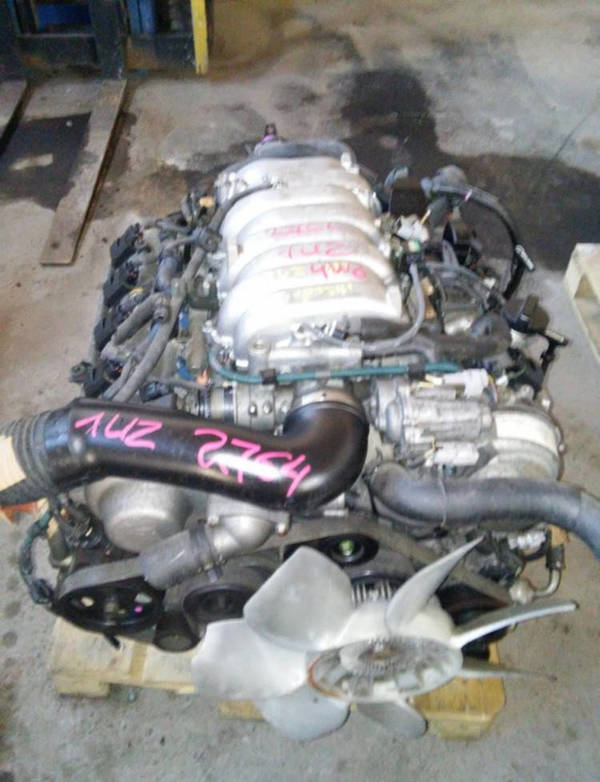 Фото Контрактный Двигатель на Toyota Crown 1UZ-FE 4WD VVTi