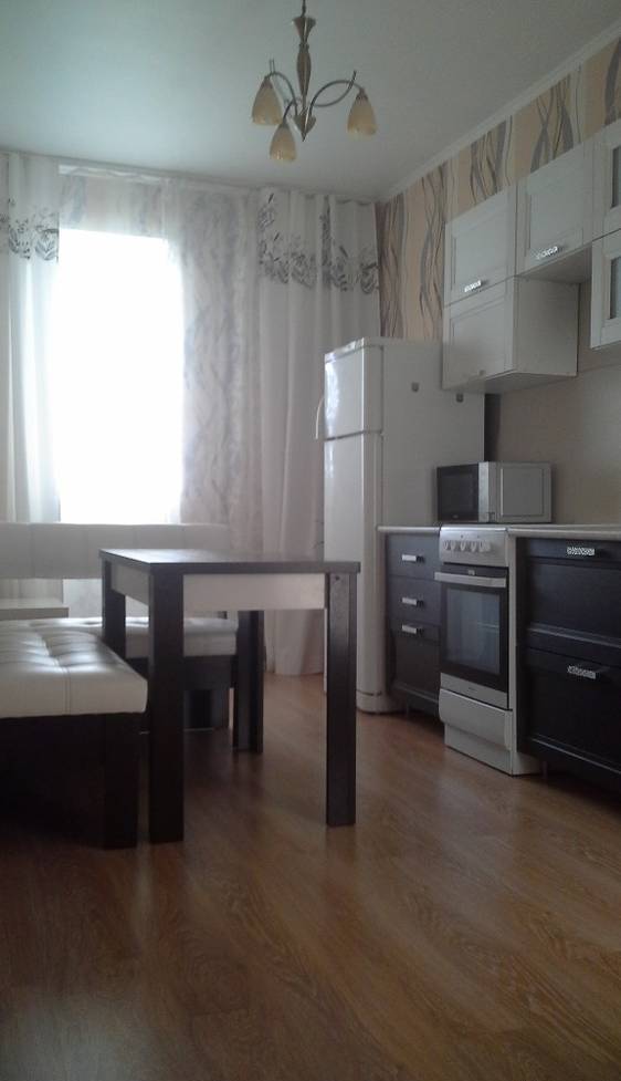 Фото 1 комнатная квартира в районе Краснолесье в Екатеринбурге