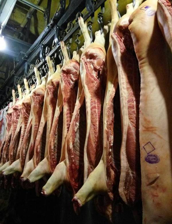 Фото Мясо свинины и говядина в п/т.Охл/зам.