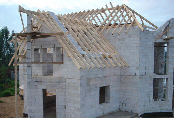 Фото Строительство домов из бруса и пеноблоков в Конаково