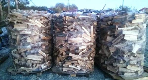 Фото Продаются дрова колотые и упакованные из сухостоя