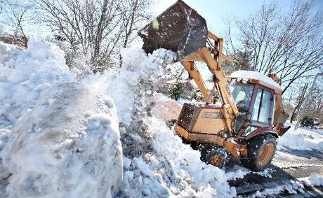 Фото Уборка или чистка снега в нижнем новгороде