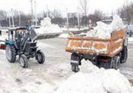 Фото Вывоз снега и мусора. Погрузчик самосвал.