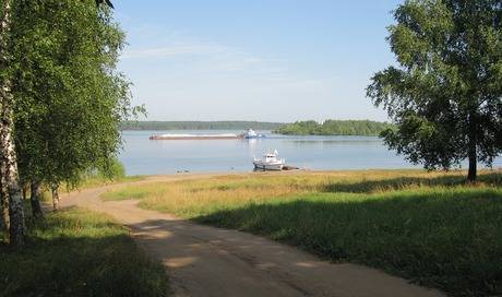 Фото Участок на берегу реки Волга, центр г. Калязин
