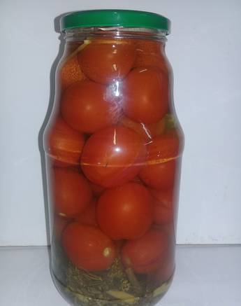Фото Консервированные помидоры 1,8 л.