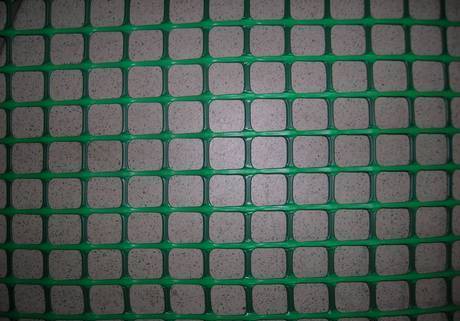 Фото Сетка пластиковая садовая решетка 20х20 1,0х5м хаки-зел.