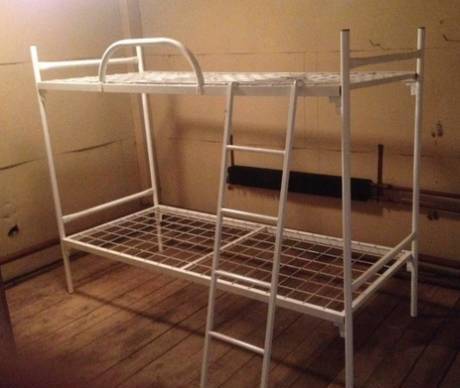 Фото Железные двухъярусные кровати для бытовок, общежитей