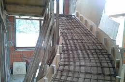 Фото Заливка лестницы бетоном раствором монолит- своя опалубка