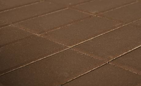 Фото Тротуарная плитка коричневая прямоугольная