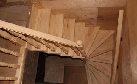 Фото Деревянные лестницы на заказ | Лестницы в Раменском