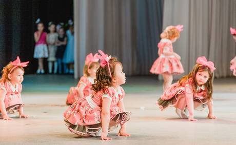 Фото Танцы для детей от 3 - 12 лет в Новороссийске