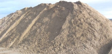 Фото Доставка песка строительного илистого и мытого