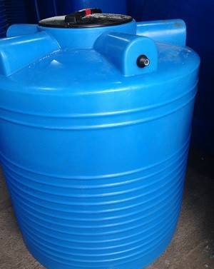 Фото Емкости для воды и дизтоплива ЭВЛ1000 литров с клапаном