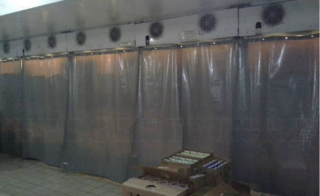 Фото Промышленные шторы из ПВХ на производства