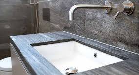 Фото Ванная из мрамора, стены полы столешница подиум