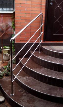 Фото Перила для лестниц из нержавеющей стали