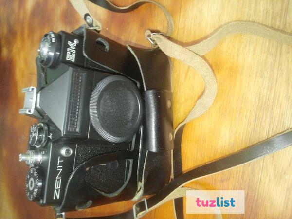 Фото Продам фотокамеру зенит с объективом гелеос 44м новый не дорого
