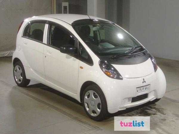 Фото Хэтчбек электромобиль Mitsubishi I-MIEV кузов HA4W модификация M гв 2015