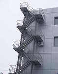 фото Лестницы и переходные площадки металлические