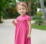 фото Розовое платье из хлопка для девочки